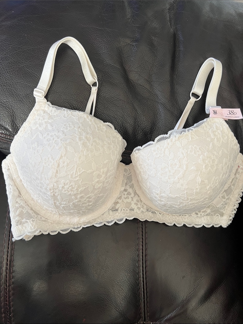 Victoria's Secret White Lace Underwire Bra